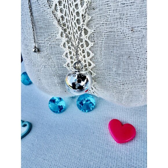 RARE RETIRED Tiffany & Co. 19mm Ball Pendant Necklace in Silver, Adjustable - Picture 5 of 9